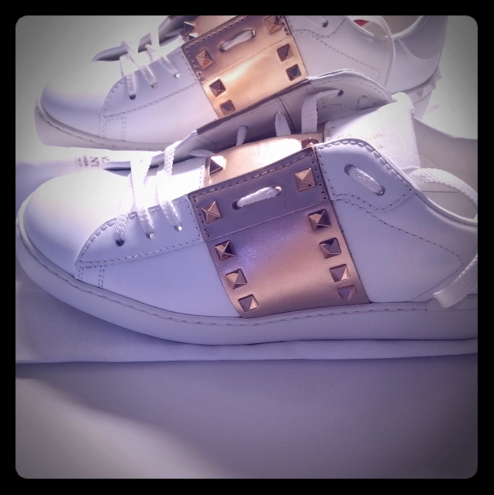 Sport sneakers